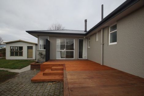 Photo of property in 39 Middlepark Road, Sockburn, Christchurch, 8042