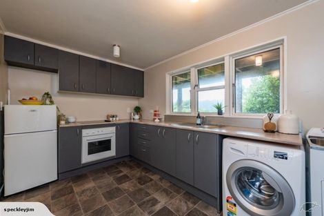 Photo of property in 19a Montgomery Avenue, Rothesay Bay, Auckland, 0630