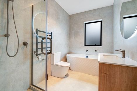 Photo of property in 12 Kanono Way, Helensville, 0800