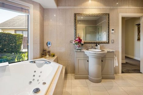 Photo of property in 10 Peninsula Point, Huntington, Hamilton, 3210