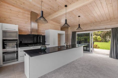Photo of property in 24 Lacebark Drive, Kinloch, Taupo, 3377