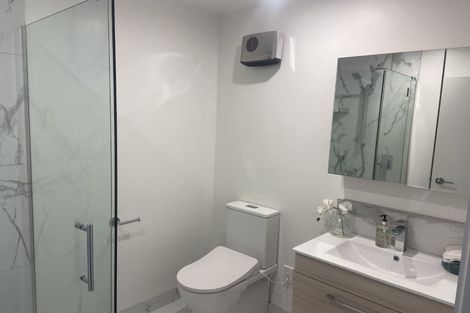 Photo of property in 4/21 Titoki Street, Te Atatu Peninsula, Auckland, 0610