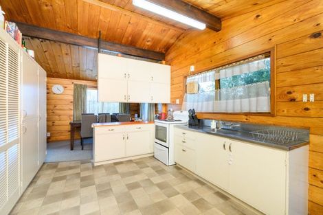 Photo of property in 9 Alma Place, Milson, Palmerston North, 4414