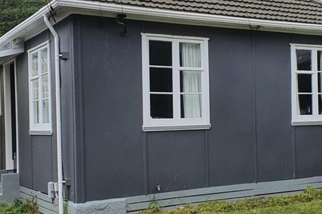 Photo of property in 125 Molesworth Street, Taita, Lower Hutt, 5011