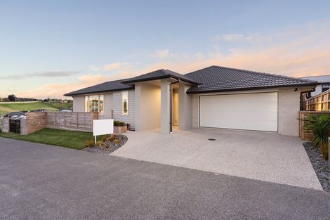 Photo of property in 26 Kiritiana Close, Pyes Pa, Tauranga, 3112