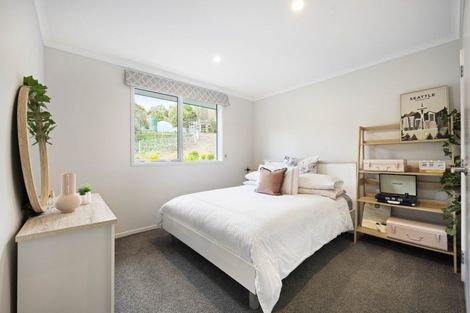 Photo of property in 147c Portsmouth Road, Bombay, 2675