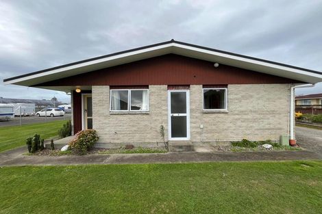 Photo of property in 44 Cambridge Street, Levin, 5510