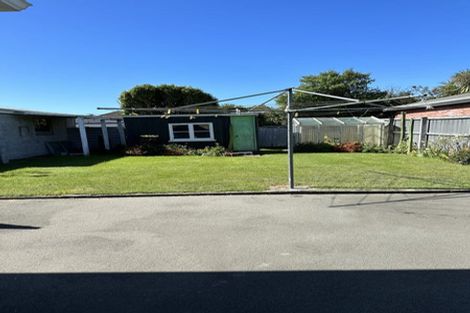 Photo of property in 11 Lyndhurst Crescent, Aranui, Christchurch, 8061