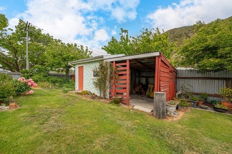 Photo of property in 4 Grey Street, Kurow, 9435