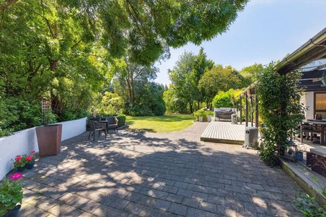 Photo of property in 32 Scarlet Oak Drive, West Melton, Christchurch, 7676