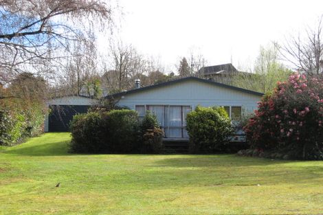 Photo of property in 12 Pearce Place, Kinloch, Taupo, 3377