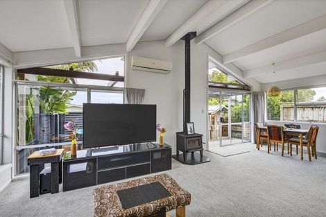 Photo of property in 8 Evelyn Place, Welbourn, New Plymouth, 4310