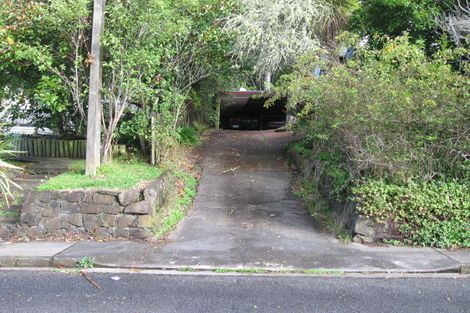 Photo of property in 61 Minnehaha Avenue, Titirangi, Auckland, 0604