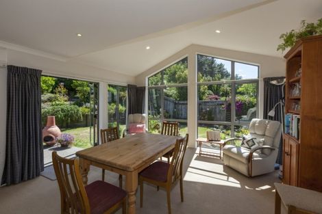 Photo of property in 21 Cascade Way, Paraparaumu, 5032