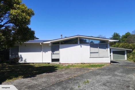 Photo of property in 22 Finlow Drive, Te Atatu South, Auckland, 0610