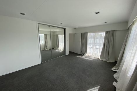 Photo of property in 43 Russleigh Drive, Dinsdale, Hamilton, 3204