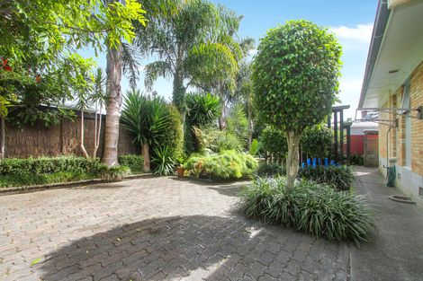 Photo of property in 1b Karaka Street, New Lynn, Auckland, 0600