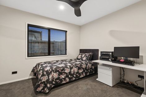 Photo of property in 82 Awataha Crescent, Pyes Pa, Tauranga, 3110