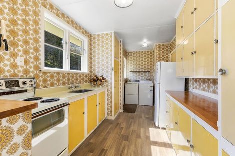 Photo of property in 16 Morgan Place, Tawa, Wellington, 5028