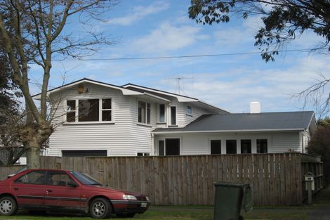 Photo of property in 3 Caius Avenue, Gonville, Whanganui, 4501