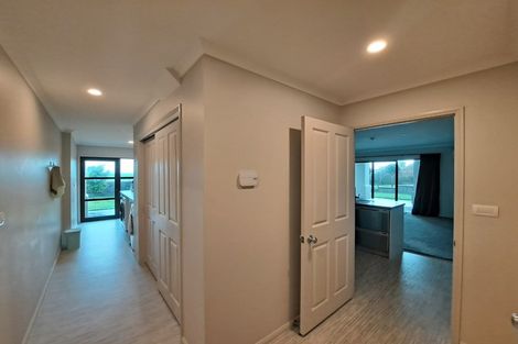 Photo of property in 1259 Devon Road, Sentry Hill, New Plymouth, 4373