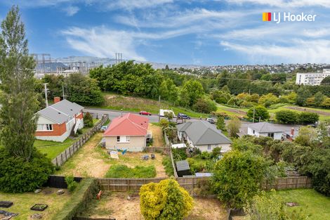 Photo of property in 15 Hanlon Street, Halfway Bush, Dunedin, 9010