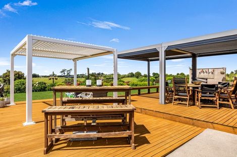 Photo of property in 98 Pitt Road, Hillsborough, New Plymouth, 4372