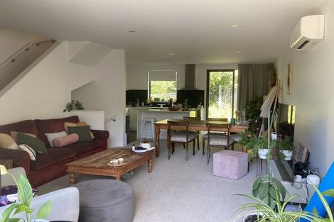 Photo of property in 17 Rua Kai Way, Brooklyn, Wellington, 6021