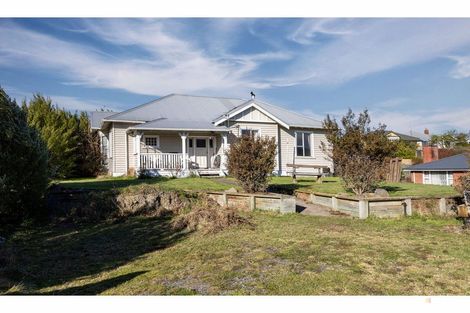 Photo of property in 1 Clifton Terrace, West End, Timaru, 7910