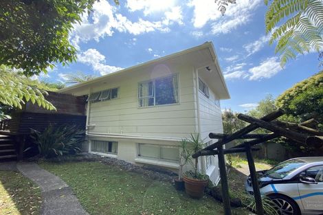 Photo of property in 27 Malters Place, Browns Bay, Auckland, 0630