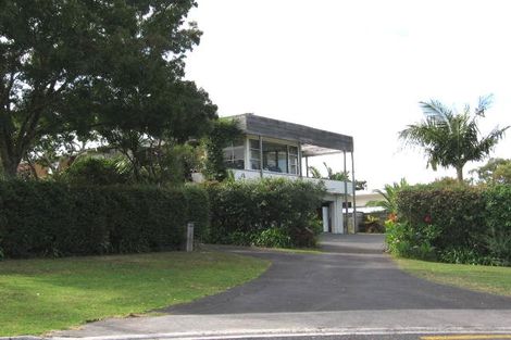 Photo of property in 42 Waiake Street, Torbay, Auckland, 0630