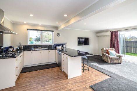Photo of property in 37 Chester Road, Clareville, Carterton, 5791
