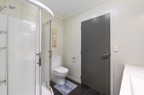 Photo of property in Waterview Estate, 1/4 Greystone Place, Omokoroa, 3114