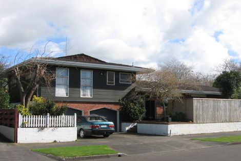 Photo of property in 2 Frimley Street, Awapuni, Palmerston North, 4412