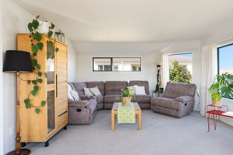 Photo of property in 80b Oceanbeach Road, Mount Maunganui, 3116