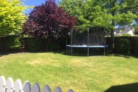 Photo of property in 15 Althorp Place, Avonhead, Christchurch, 8042