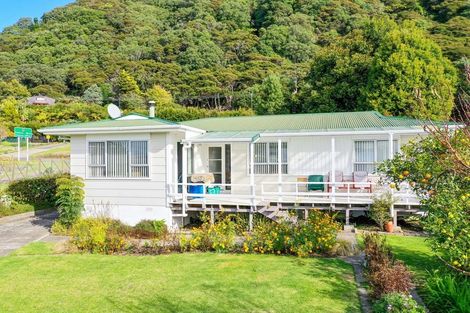 Photo of property in 82 Pakeha Street, Matata, Whakatane, 3194