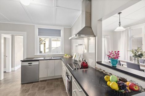 Photo of property in 386 Jackson Street, Petone, Lower Hutt, 5012