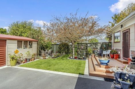 Photo of property in 708 Avonside Drive, Avonside, Christchurch, 8061