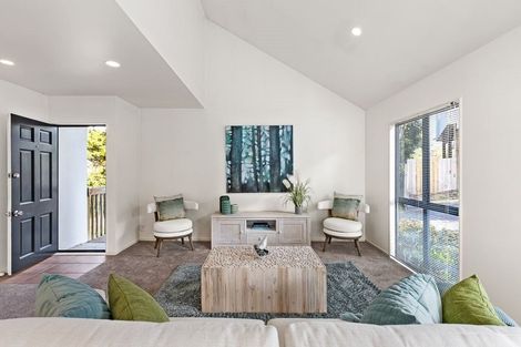 Photo of property in 2/62a Lynden Avenue, Hillcrest, Auckland, 0627