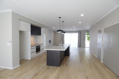 Photo of property in 213 Hobsonville Point Road, Hobsonville, Auckland, 0616