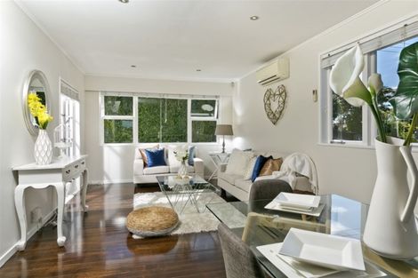 Photo of property in 51 Sycamore Drive, Sunnynook, Auckland, 0620