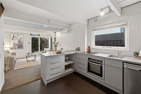 Photo of property in 8/30 Clissold Street, Merivale, Christchurch, 8014