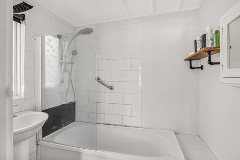 Photo of property in 26 Stout Street, Shannon, 4821