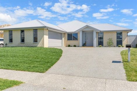 Photo of property in 84 Palm Springs Boulevard, Papamoa Beach, Papamoa, 3118