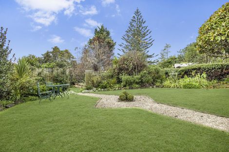 Photo of property in 29 Evelyn Road, Cockle Bay, Auckland, 2014