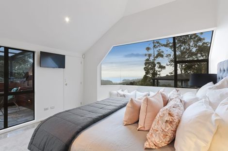 Photo of property in 64 Scenic Drive, Titirangi, Auckland, 0604