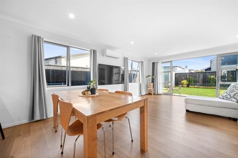 Photo of property in 19 Roslyn Farm Street, Ramarama, Drury, 2579