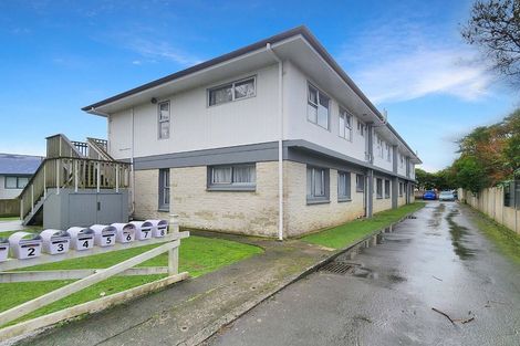 Photo of property in 2/195 Waterloo Road, Hutt Central, Lower Hutt, 5010