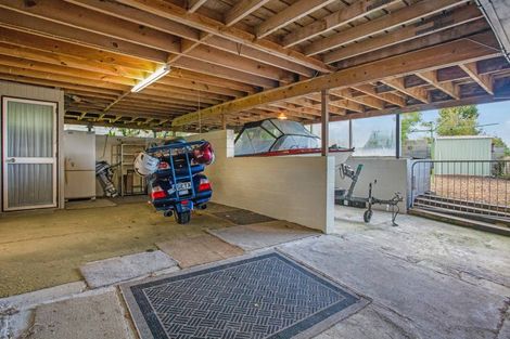 Photo of property in 3 Deverell Place, Northcross, Auckland, 0632